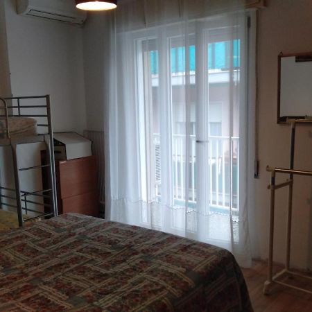 Azzurra Casa Vacanza Ventimiglia Exterior foto